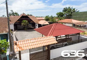 Foto 1 de Sobrado com 3 Quartos à venda, 212m² em Costeira, Balneário Barra do Sul