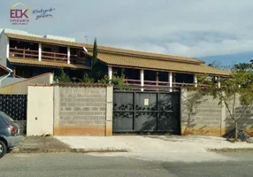 Foto 1 de Sobrado com 6 Quartos à venda, 500m² em Res. Coopemi I, Guaratinguetá