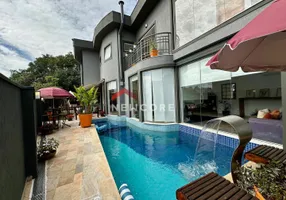 Foto 1 de Casa de Condomínio com 5 Quartos à venda, 336m² em Golf Garden, Carapicuíba
