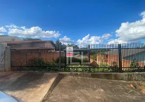 Foto 1 de Lote/Terreno à venda, 200m² em Warta, Londrina