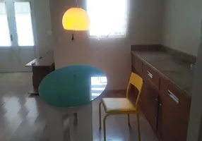 Foto 1 de Casa de Condomínio com 2 Quartos para venda ou aluguel, 85m² em Chacara Canta Galo, Cotia