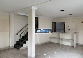 Foto 1 de Lote/Terreno à venda, 603m² em Encruzilhada, Santos