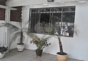 Foto 1 de Sobrado com 4 Quartos para venda ou aluguel, 125m² em Chácara Santo Antônio, São Paulo