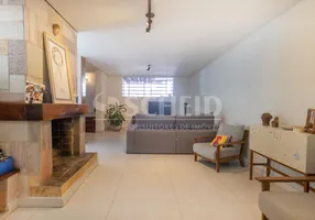 Foto 1 de Casa com 4 Quartos à venda, 165m² em Chácara Monte Alegre, São Paulo