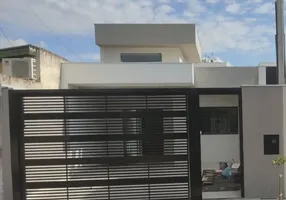 Foto 1 de Casa com 3 Quartos à venda, 80m² em Centro, Penha