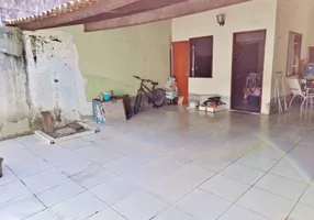 Foto 1 de Casa com 3 Quartos à venda, 75m² em Passaré, Fortaleza