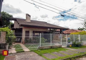 Foto 1 de Casa com 7 Quartos à venda, 427m² em Jurerê, Florianópolis