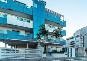 Foto 1 de Apartamento com 3 Quartos para alugar, 120m² em Praia de Mariscal, Bombinhas