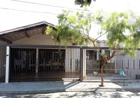 Foto 1 de Casa com 4 Quartos para alugar, 194m² em Parque das Laranjeiras, Goiânia