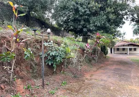 Foto 1 de Fazenda/Sítio com 3 Quartos à venda, 300m² em Sousas, Campinas