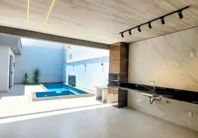Foto 1 de Casa com 4 Quartos à venda, 216m² em Moinho dos Ventos, Goiânia