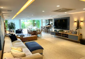 Foto 1 de Casa de Condomínio com 5 Quartos para alugar, 450m² em Camorim, Angra dos Reis