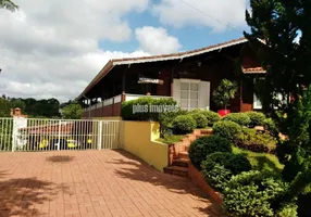 Foto 1 de Sobrado com 4 Quartos à venda, 493m² em Fazenda Ilha, Embu-Guaçu