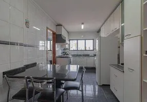 Foto 1 de Apartamento com 4 Quartos para alugar, 155m² em Vila Bastos, Santo André