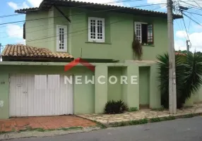 Foto 1 de Casa com 3 Quartos à venda, 333m² em Santa Rosa, Belo Horizonte