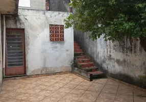 Foto 1 de Casa com 6 Quartos à venda, 140m² em Jardim João XXIII, São Paulo