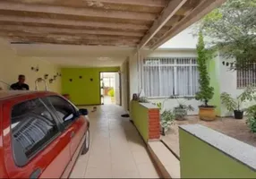 Foto 1 de Casa com 2 Quartos à venda, 300m² em Interlagos, São Paulo