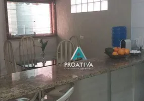 Foto 1 de Sobrado com 3 Quartos à venda, 174m² em Vila Scarpelli, Santo André