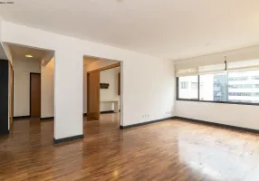 Foto 1 de Apartamento com 3 Quartos para alugar, 110m² em Cerqueira César, São Paulo