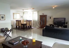 Foto 1 de Apartamento com 4 Quartos à venda, 240m² em Higienópolis, São Paulo