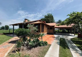 Foto 1 de Casa com 3 Quartos à venda, 125m² em Salinas, Torres
