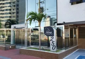 Foto 1 de Apartamento com 4 Quartos à venda, 165m² em Treze de Julho, Aracaju