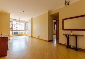 Foto 1 de Apartamento com 2 Quartos à venda, 79m² em Menino Deus, Porto Alegre