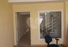 Foto 1 de Sobrado com 3 Quartos à venda, 240m² em Vila Romero, São Paulo