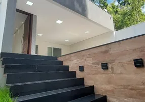 Foto 1 de Casa com 3 Quartos à venda, 180m² em Universitário, Divinópolis