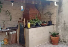 Foto 1 de Casa com 2 Quartos à venda, 130m² em Santo Antônio, Osasco