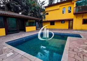 Foto 1 de Casa de Condomínio com 4 Quartos à venda, 350m² em Parque Petrópolis, Mairiporã