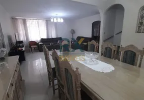 Foto 1 de Sobrado com 4 Quartos à venda, 180m² em Vila Anglo Brasileira, São Paulo