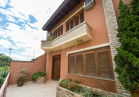 Foto 1 de Casa de Condomínio com 3 Quartos à venda, 240m² em Tristeza, Porto Alegre