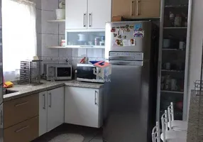 Foto 1 de Sobrado com 3 Quartos à venda, 228m² em Nova Petrópolis, São Bernardo do Campo