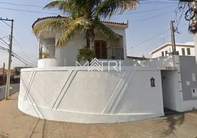 Foto 1 de Casa com 3 Quartos à venda, 238m² em Vila Suconasa, Araraquara