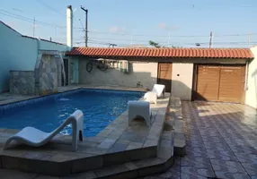 Foto 1 de Sobrado com 5 Quartos à venda, 257m² em Tupy, Itanhaém