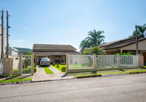 Foto 1 de Casa de Condomínio com 4 Quartos à venda, 600m² em Condominio  Shambala II, Atibaia