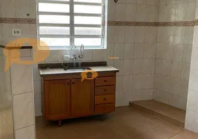 Foto 1 de Sobrado com 2 Quartos para alugar, 90m² em Vila Dom Pedro I, São Paulo