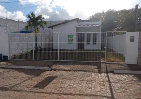 Foto 1 de Casa com 2 Quartos para alugar, 80m² em Planalto, Natal