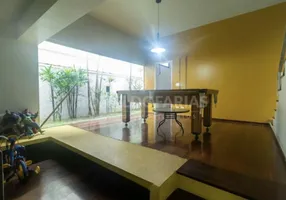 Foto 1 de Sobrado com 3 Quartos à venda, 180m² em Interlagos, São Paulo