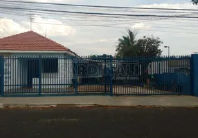 Foto 1 de Casa com 2 Quartos à venda, 85m² em Vila Ferroviária, Araraquara