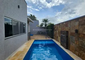 Foto 1 de Casa de Condomínio com 4 Quartos à venda, 221m² em Jardim do Lago, Uberaba