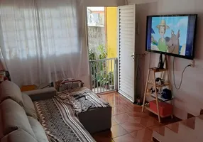 Foto 1 de Sobrado com 2 Quartos à venda, 69m² em Jardim Santo Andre, Santo André