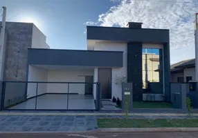 Foto 1 de Casa com 3 Quartos à venda, 90m² em Centro, Florianópolis