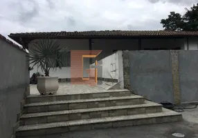 Foto 1 de Apartamento com 3 Quartos à venda, 140m² em Bingen, Petrópolis