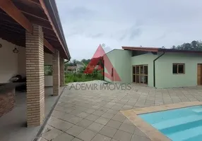 Foto 1 de Fazenda/Sítio com 3 Quartos à venda, 200m² em Jardim dos Eucaliptos, Suzano