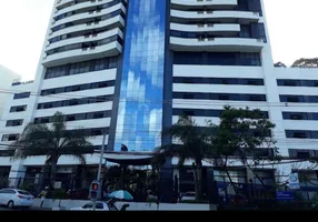 Foto 1 de Apartamento com 2 Quartos para alugar, 75m² em Garibaldi, Salvador