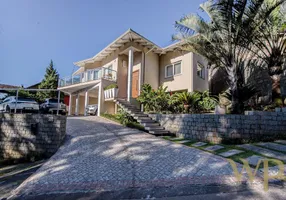 Foto 1 de Casa de Condomínio com 4 Quartos à venda, 600m² em Saguaçú, Joinville