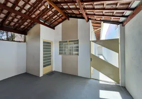 Foto 1 de Casa com 2 Quartos à venda, 100m² em Cidade Jardim, Taubaté