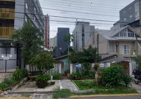 Foto 1 de Lote/Terreno à venda, 481m² em Novo Mundo, Curitiba